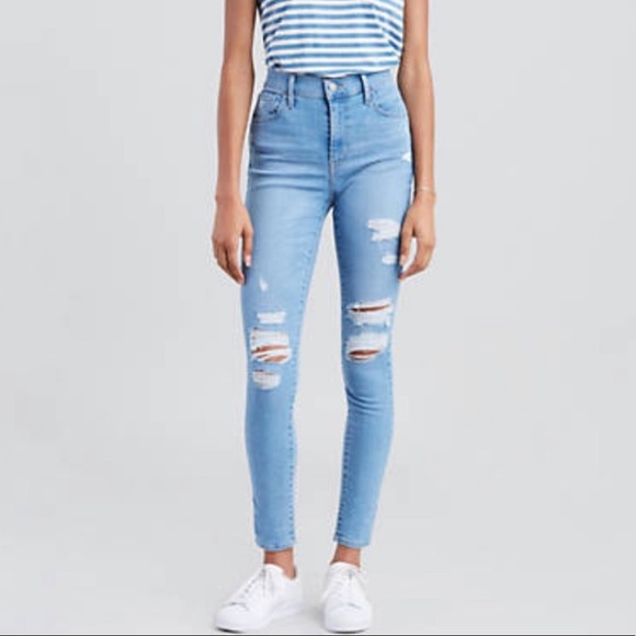 Levi's Denim - New Levi’s 720 High Rise Super Skinny Distressed Jeans light wash size 27